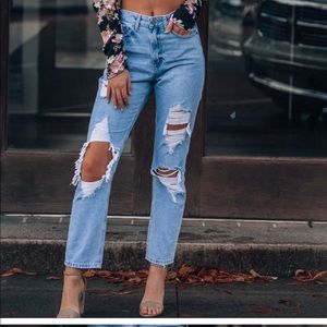JBD super destroyed girlfriend jeans